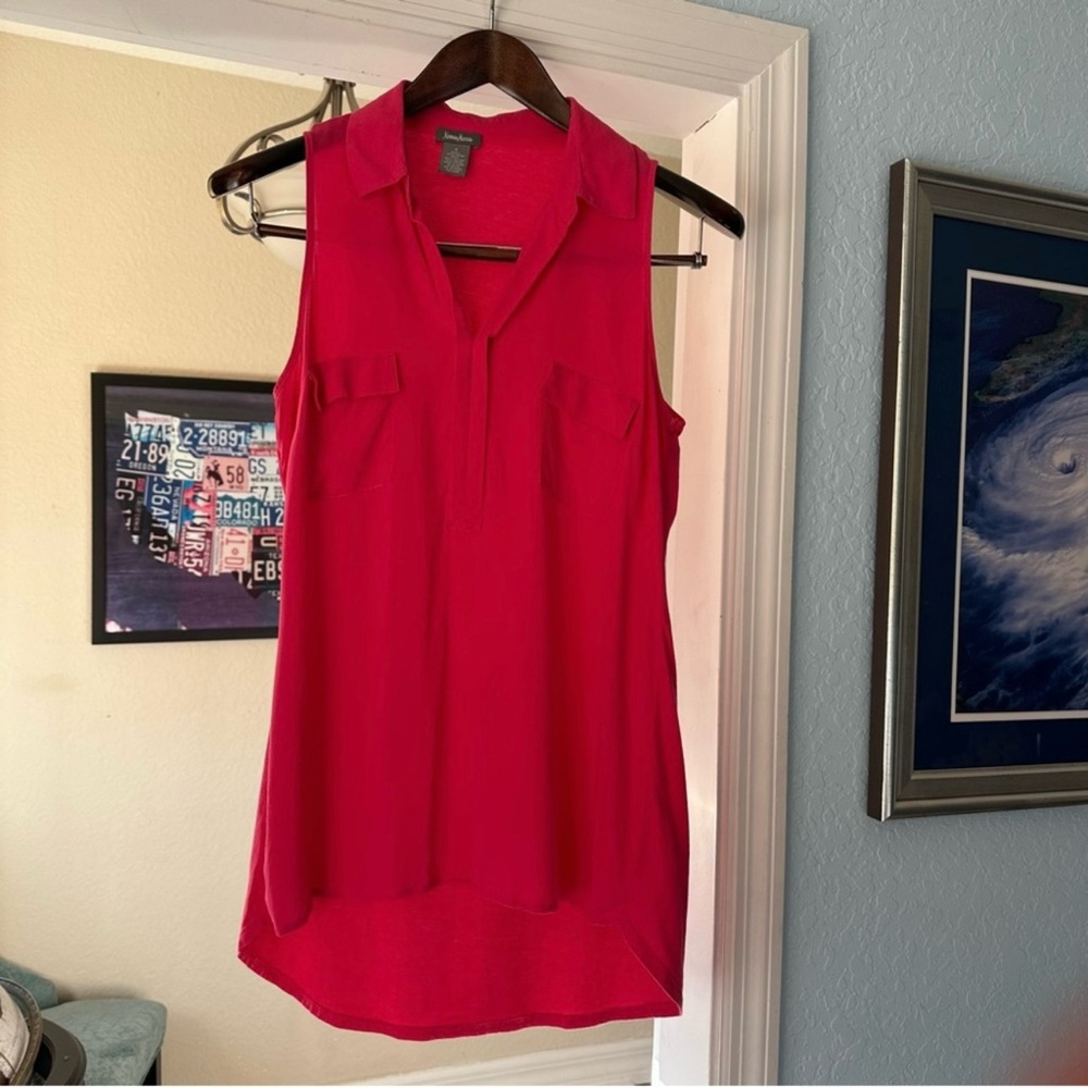 Neiman Marcus Brand Pink Split V Neck Sleeveless Mixed Media Top Small